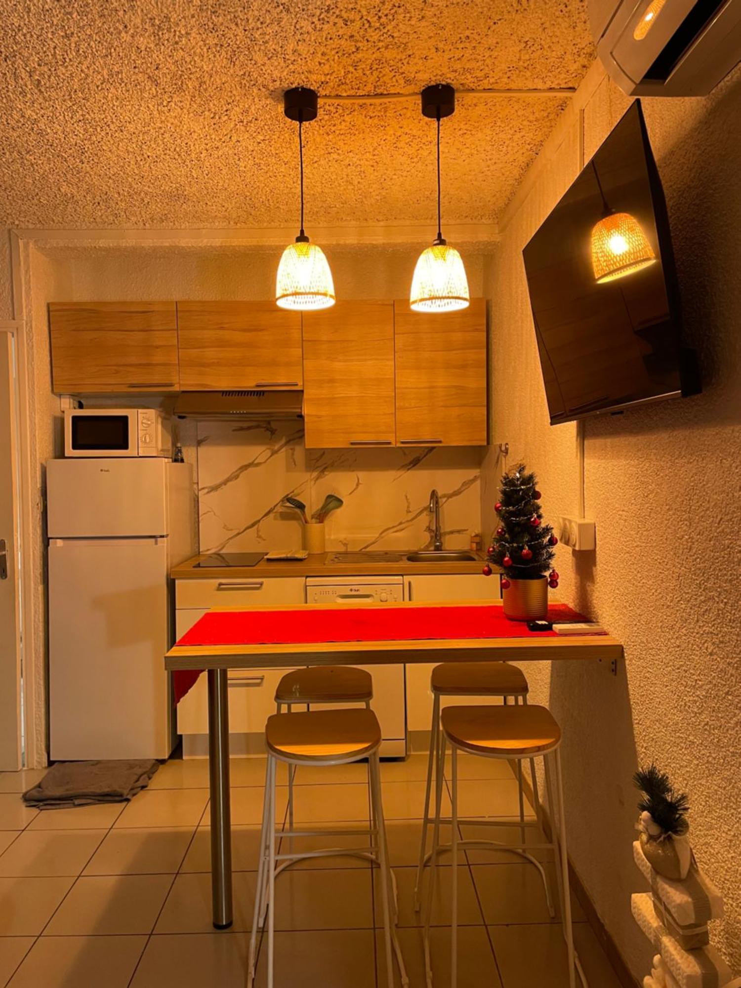 Studio Cosy A 300M De La Mer, Face Aux Festivals, Derriere La Night Life Le Barcares Exterior photo